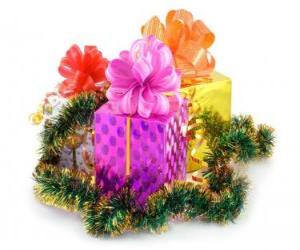 Puzzle Χριστουγεννιάτικα δώρα σε διάφορες θέσεις με κορδέλες